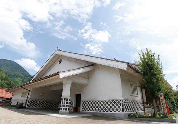 TSUWANO MUNICIIPAL ANNO MITSUMASA MUSEUM OF ART (Shimane)
